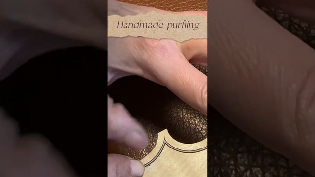 Do you know what the name of the violin inlay is? смотреть онлайн