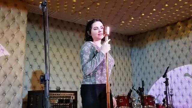 Только посмотрите на дочь Марины Хлебниковой! смотреть онлайн