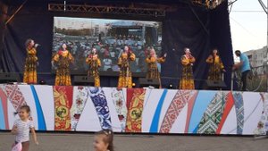 Народный ансамбль русской песни "Тарантасик" - Мы поем и пляшем