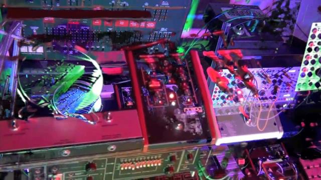 syncer² смотреть онлайн