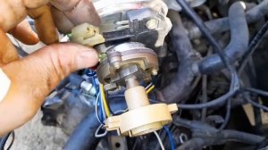 Вот правильное расположение проводов идущих от трамблёра на коммутатор. Опель Вектра а 1.6