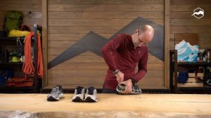 Как вкручивать шипы в кроссовки