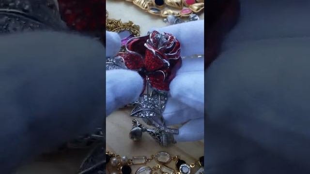 Винтажная бижутерия из США. Продажа