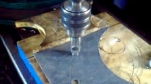 Приспособление для проделывания отверстий в паронине, транспортёрной ленте и т.д.