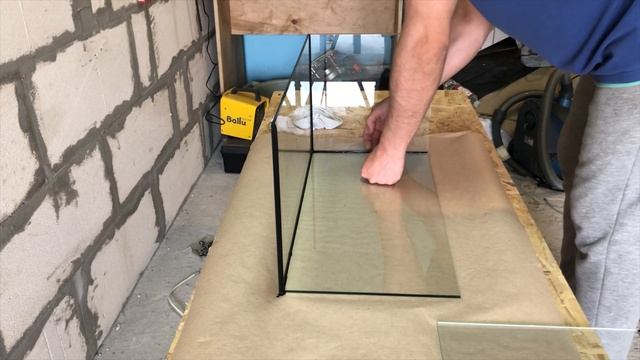 Аквариум с рамкой. Изготовление #Калининград #Акваберег #АкваМастерская смотреть онлайн