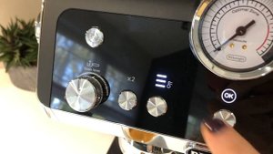 La Specialista Prestigio - test i recenzja ekspresu kolbowego De'Longhi | Pani AGD