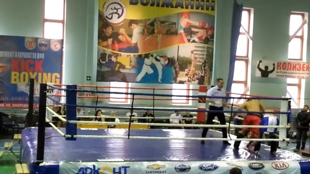 1/4 финала, 2 раунд, Чемпионат Южного Федерального округа по кикбоксингу в разделе К-1 смотреть онлайн