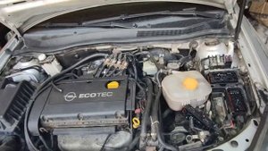 Opel Astra H 1.6 бензин Z16XEP двигатель заводится и глохнет куча ошибок живет своей жизнью
