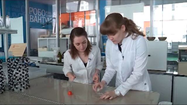 Эксперименты: пробуем сделать снег летом смотреть онлайн