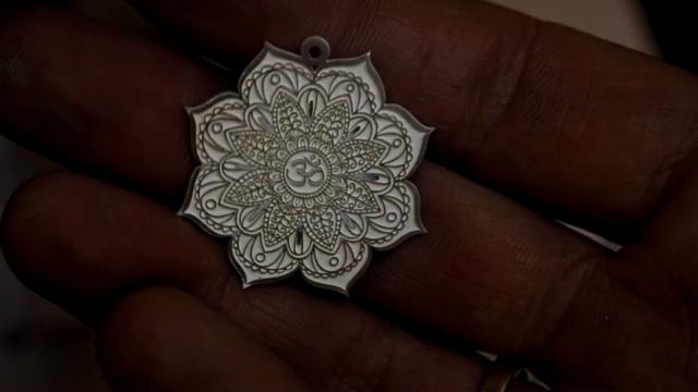 Изготовление серебряной подвески с эмалью смотреть онлайн