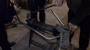 Делаю руль из нержавеющей трубы для байка.