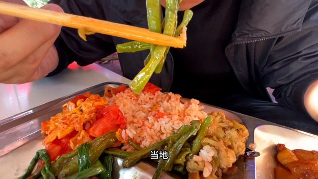 安徽凤台路边盒饭，7元一人，30多个菜随便吃！红烧肉看着不错 смотреть онлайн