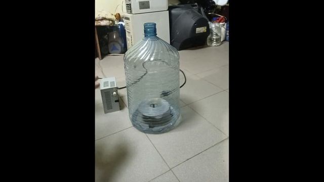 Очень простая сушилка любого филамента. Идеальна для PET пластика. Соберет даже школьник! смотреть онлайн