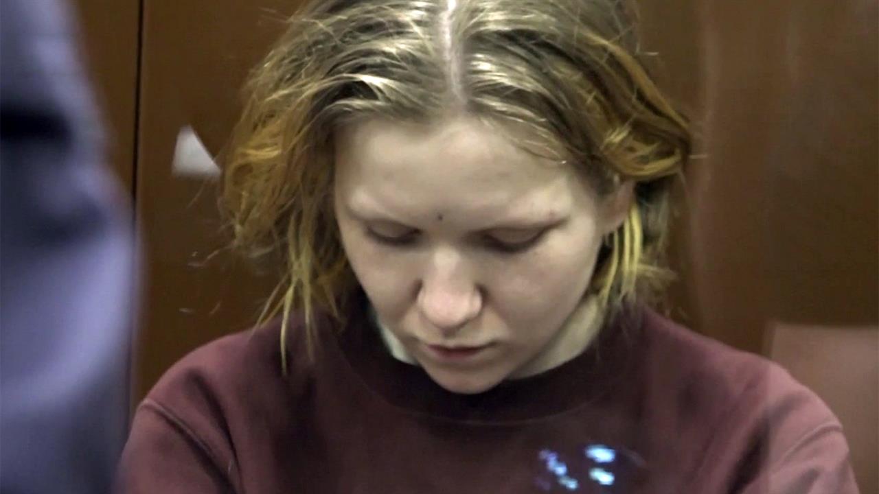 СКР: Д. Трепова, обвиняемая в убийстве В. Татарского, знала о том, что в статуэтке была взрывчатка