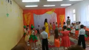 Песня Осень красавица Что же ты печалишься осень песня Осень раскрасавица что ж  ты печалишься песн