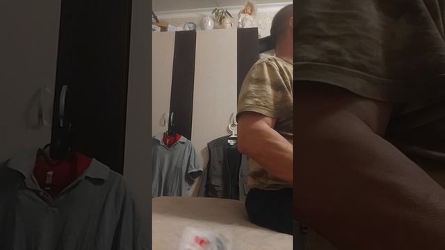 Играю с дедушкой в карты Дурак (переводной) смотреть онлайн