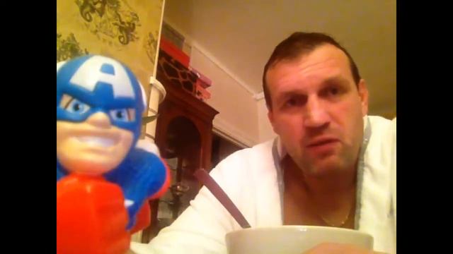 Жека, гиря, плаванье и куда вложить бабло смотреть онлайн