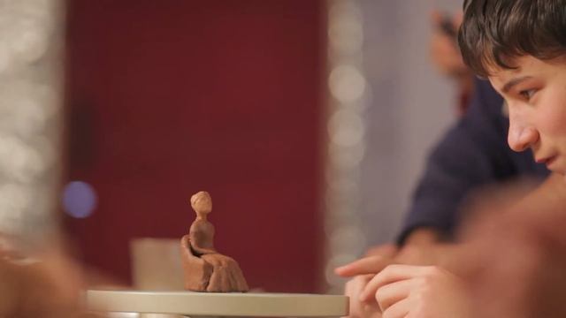 Лепка / Класс Мира смотреть онлайн