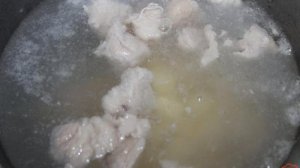 Суп со свининой, грибами и вермишелью