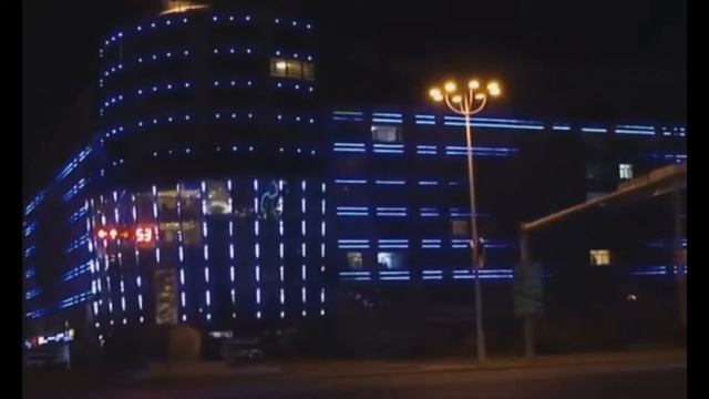 LED подсветка на ТЦ. Архитектурная подсветка. смотреть онлайн