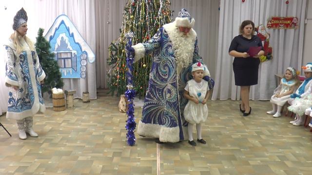 Новогодний утренник дет сад 180 группа 2 смотреть онлайн
