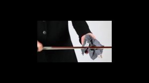 8. Натирание смычка канифолью