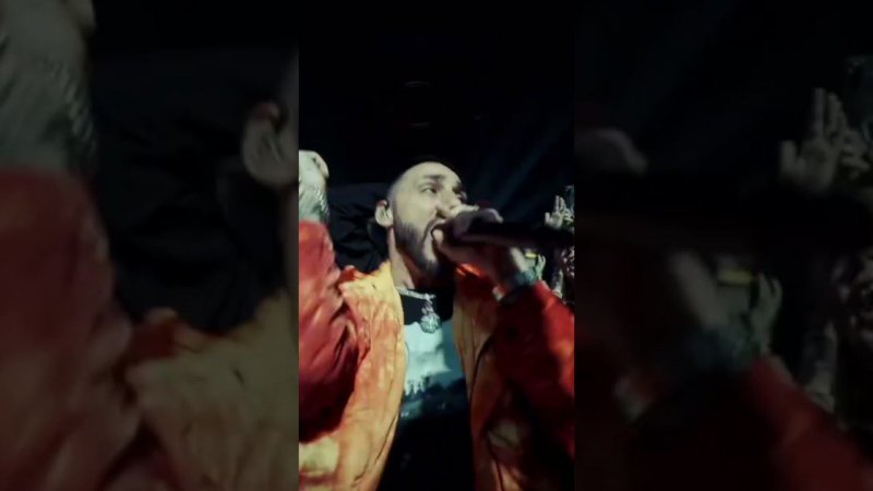 САНКТ-ПЕТЕРБУРГ ПОЕТ ТРЕК L'ONE