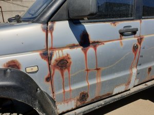 Ржавчина УАЗ Патриот через 3 года эксплуатации в Москве после антикора.mpg