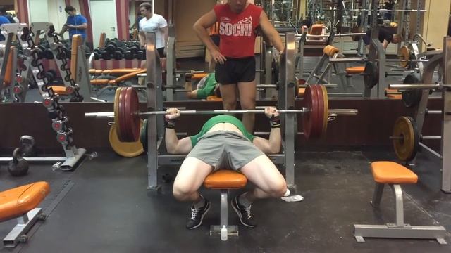 Жим лёжа !! Придавило ??? смотреть онлайн