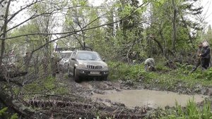 Прадо в грязи ЕДЕТ!!!
