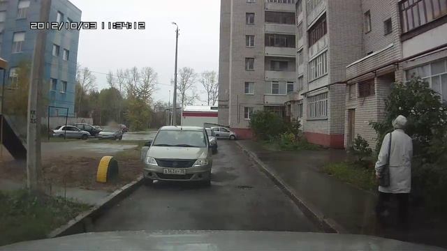 Парковка во дворе смотреть онлайн