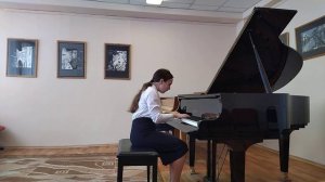 Бураева С. И. С. Бах" Куранта" ля мажор