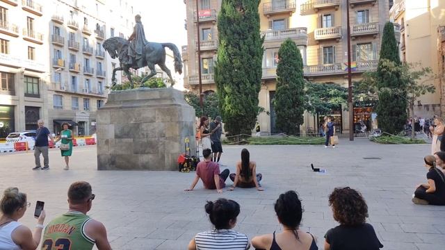 ?АТМОСФЕРА БАРСЕЛОНЫ смотреть онлайн