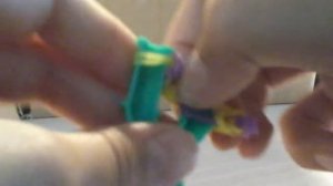 Коала из резинок на рагатке часть 1.