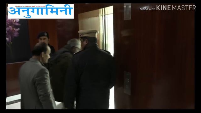 Chief Minister Pawan Chamling takes charge of new CM office at new Secretariat (Tashiling). смотреть онлайн