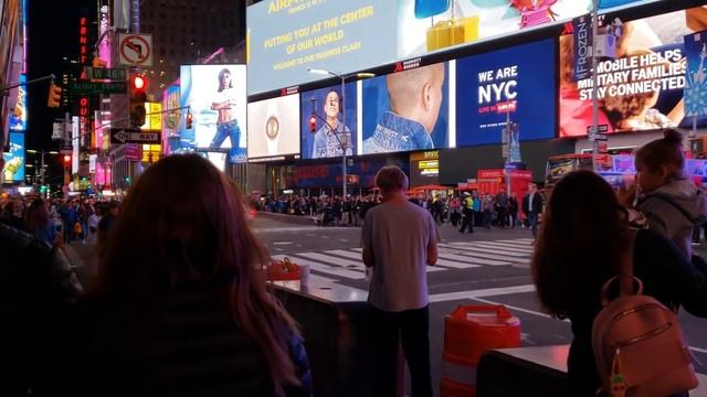 Центр Нью-Йорка - Таймс Сквер смотреть онлайн