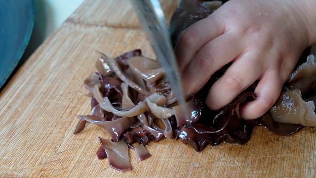 媳婦做特色美食，忙碌的一天從挖笋開始，家人有口福了 | My favorite bamboo shoot recipe! Easy Everyday Recipes смотреть онлайн