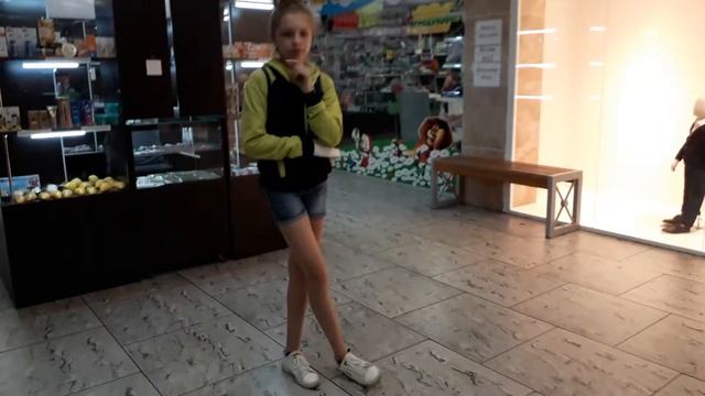 Безумные игры:замри,притворись мёртвой,ты пьяная,копы. смотреть онлайн