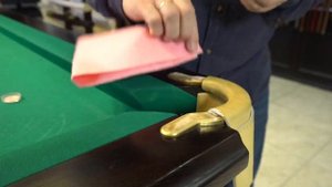 Средство для чистки и полировки бильярдных луз из латуни.mp4