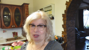 Закупили мясо/Пеку пирог/Как вытащить лоток стиральной машины/Работа в саду