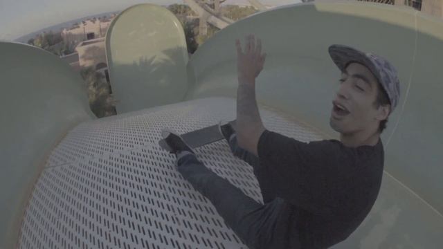 Red Bull - Waterpark Lockdown - Atlantis The Palm - Documentary - Behind The Scenes смотреть онлайн