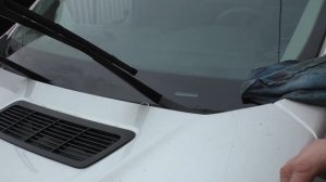 ?Дизель 2,2 Форд Транзит. ?Течь воды по лобовому стеклу на воздушный фильтр устраняем СКОТЧЕМ!