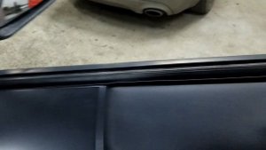 Как снять уплотнитель на Land Rover Freelander 2