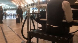 "Interstellar" piano cover at Vancouver airport (FULL)