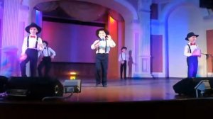Джентельмены- шумовой оркестр « Веселые бубны»