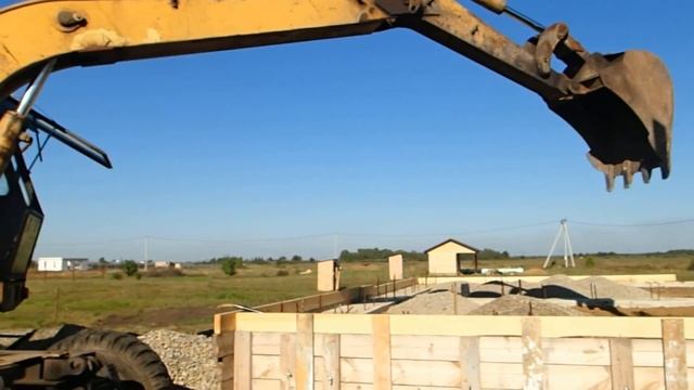 Засыпаем фундамент щебнем Серия 7 Каменск Уральский 89506322315 Офорт ЭО-3323А смотреть онлайн