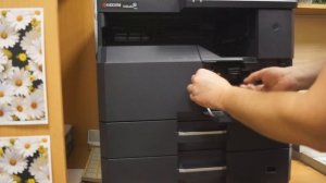 Kyocera taskalfa 1800. Замена тонер-картриджа. Replacing the toner cartridge