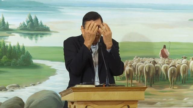 "Свят,Свят,Свят Господь Саваоф!" Проповедь. смотреть онлайн