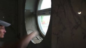 Нужно ли делать КРУГЛОЕ ОКНО ИЗ ПЛИТКИ в ванной