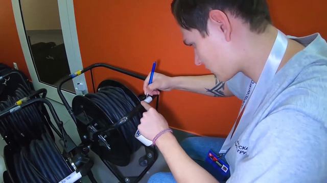 Один день у папы на работе  Артем Артеев Гимназия №41 5 В класс Поздравление с днем отца